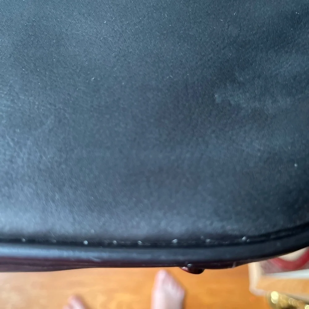 Kenneth Cole Reaction black genuine leather business/laptop bag